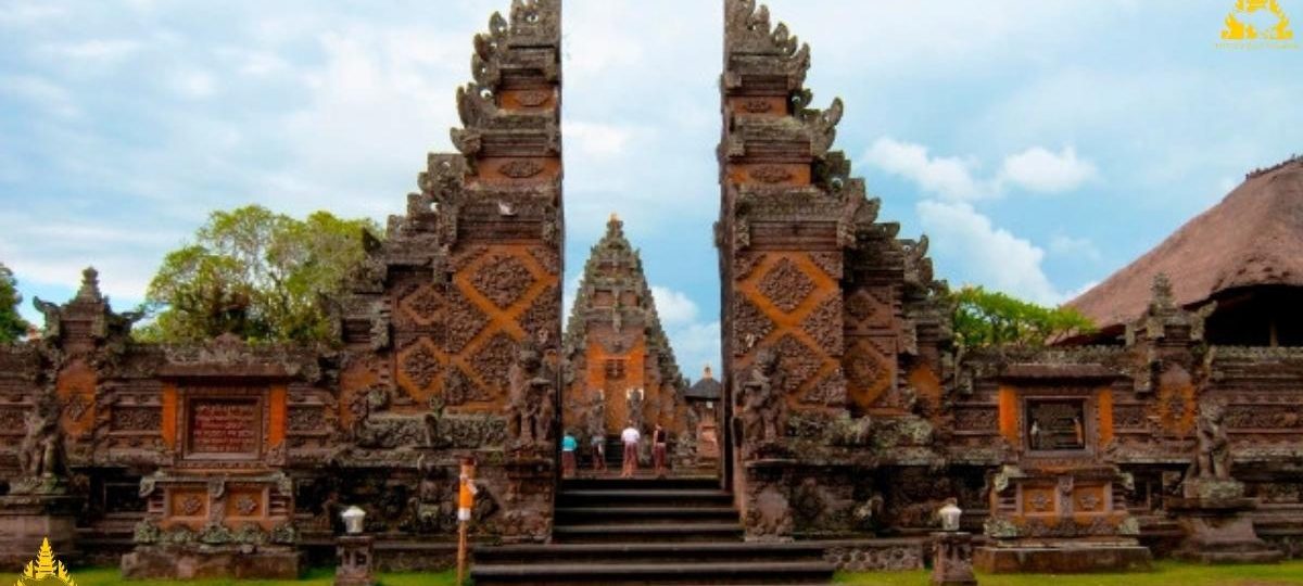 Batuan Temple Gianyar Bali