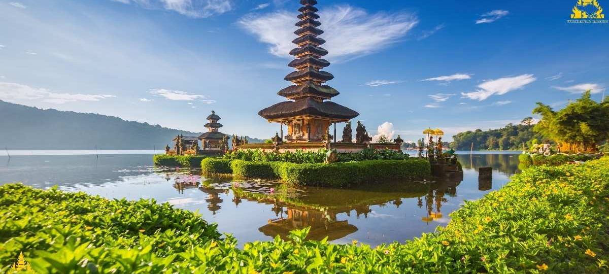 Ulun Danu Temple, bali combination